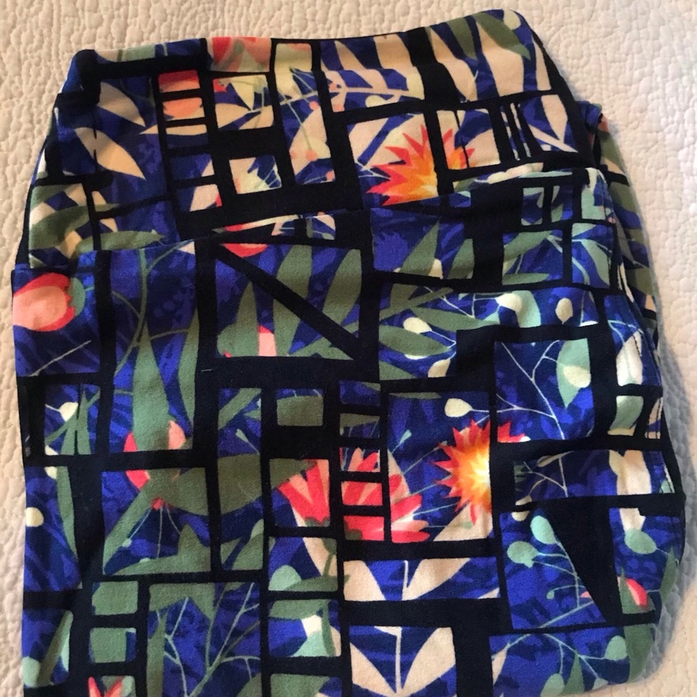LuLa Roe Leggings